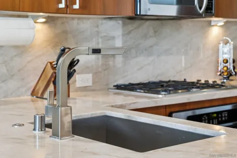 $649,900 | 800 The Mark Lane, Unit 1203, San Diego, CA 92101