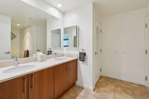 $649,900 | 800 The Mark Lane, Unit 1203, San Diego, CA 92101