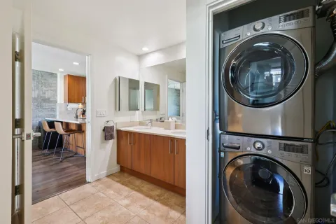 $649,900 | 800 The Mark Lane, Unit 1203, San Diego, CA 92101