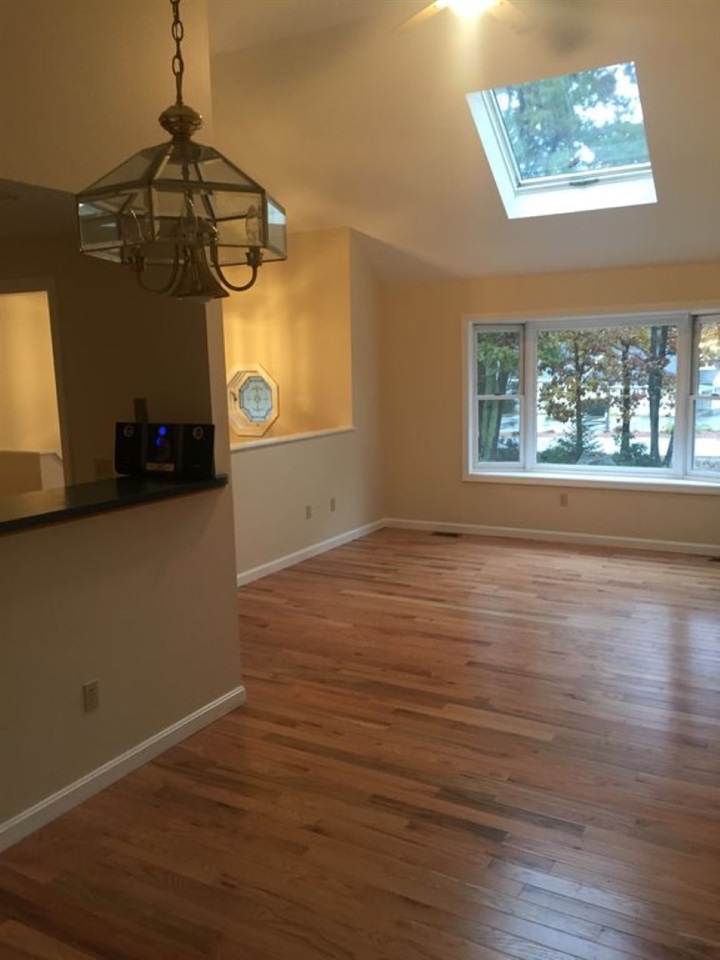 17 Greenough Road Plaistow, NH 03865 - Photo 13 of 39 Gallery Image 13