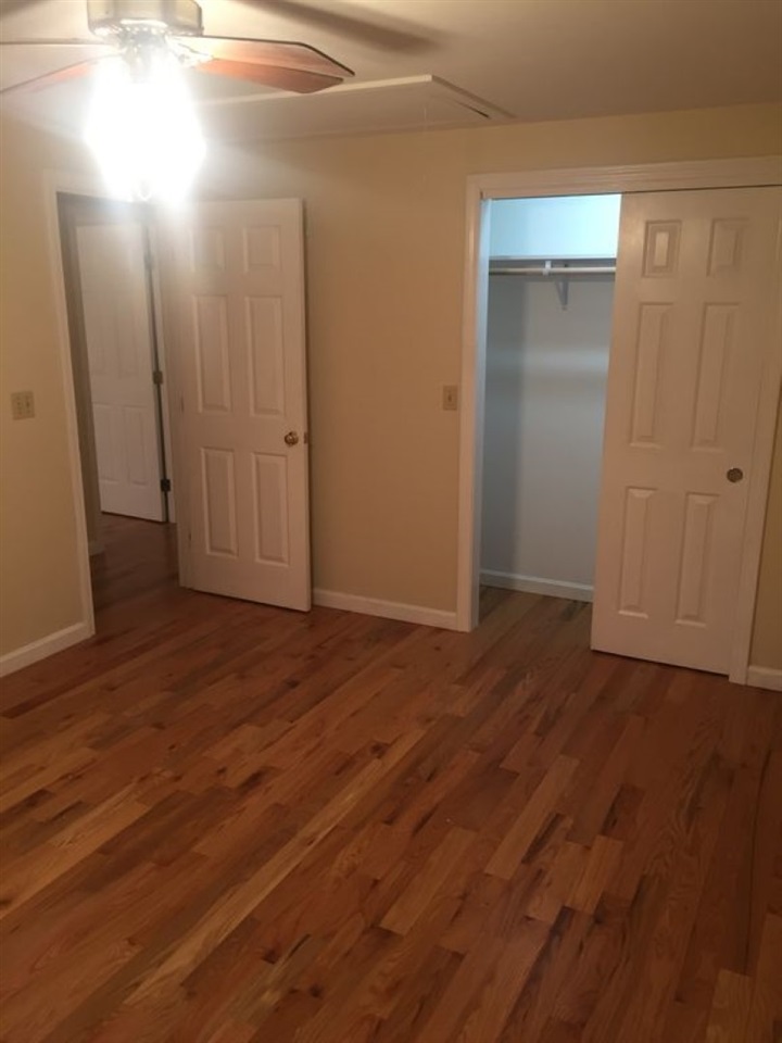 17 Greenough Road Plaistow, NH 03865 - Photo 15 of 39 Gallery Image 15
