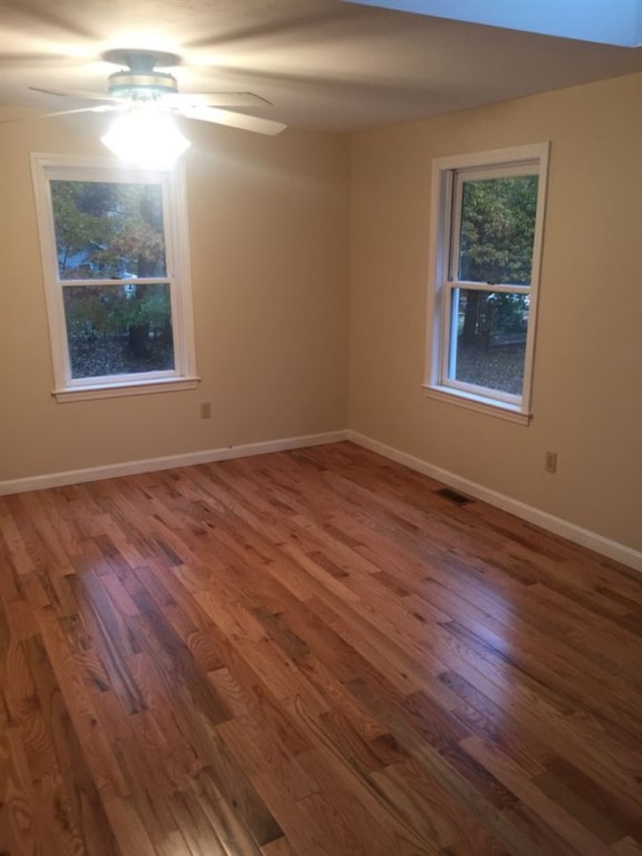 17 Greenough Road Plaistow, NH 03865 - Photo 16 of 39 Gallery Image 16