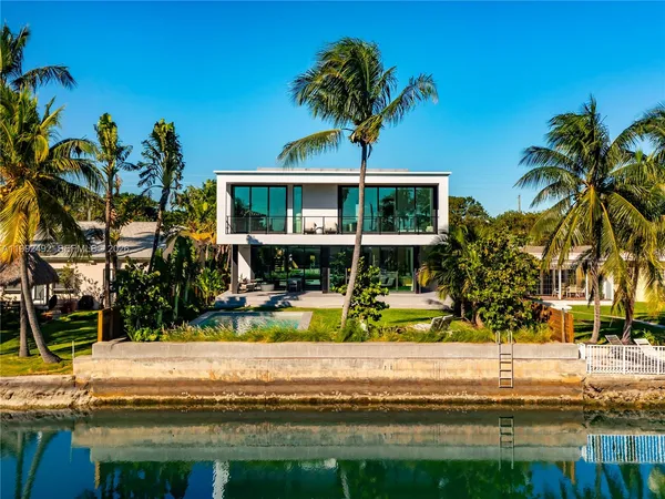 $40,000 | 1230 Cleveland Road, Miami Beach, FL 33141