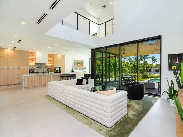 $40,000 | 1230 Cleveland Road, Miami Beach, FL 33141