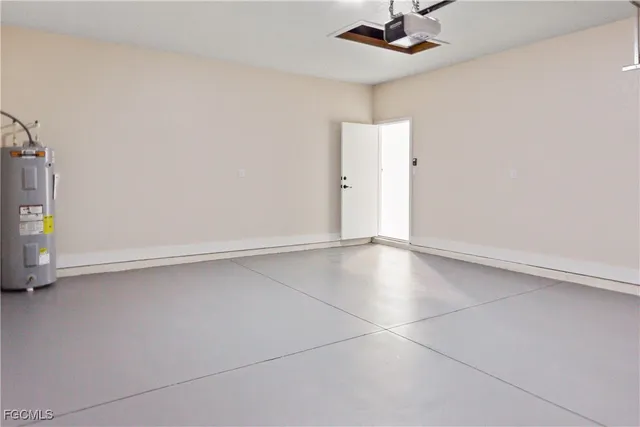 $348,900 | 6010 Acorn Circle, LaBelle, FL 33935