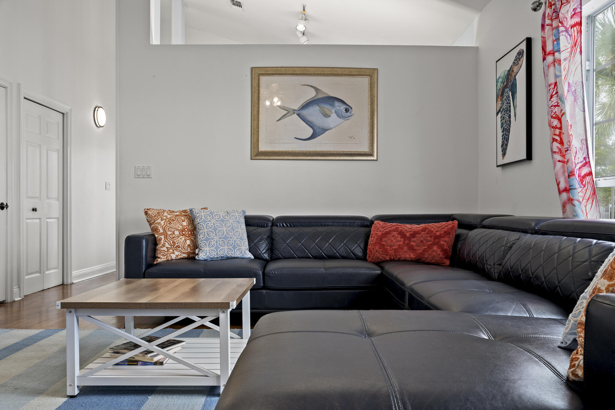 4431 Luke Avenue Destin, FL 32541 - Photo 27 of 100 a living room with furniture and a couch