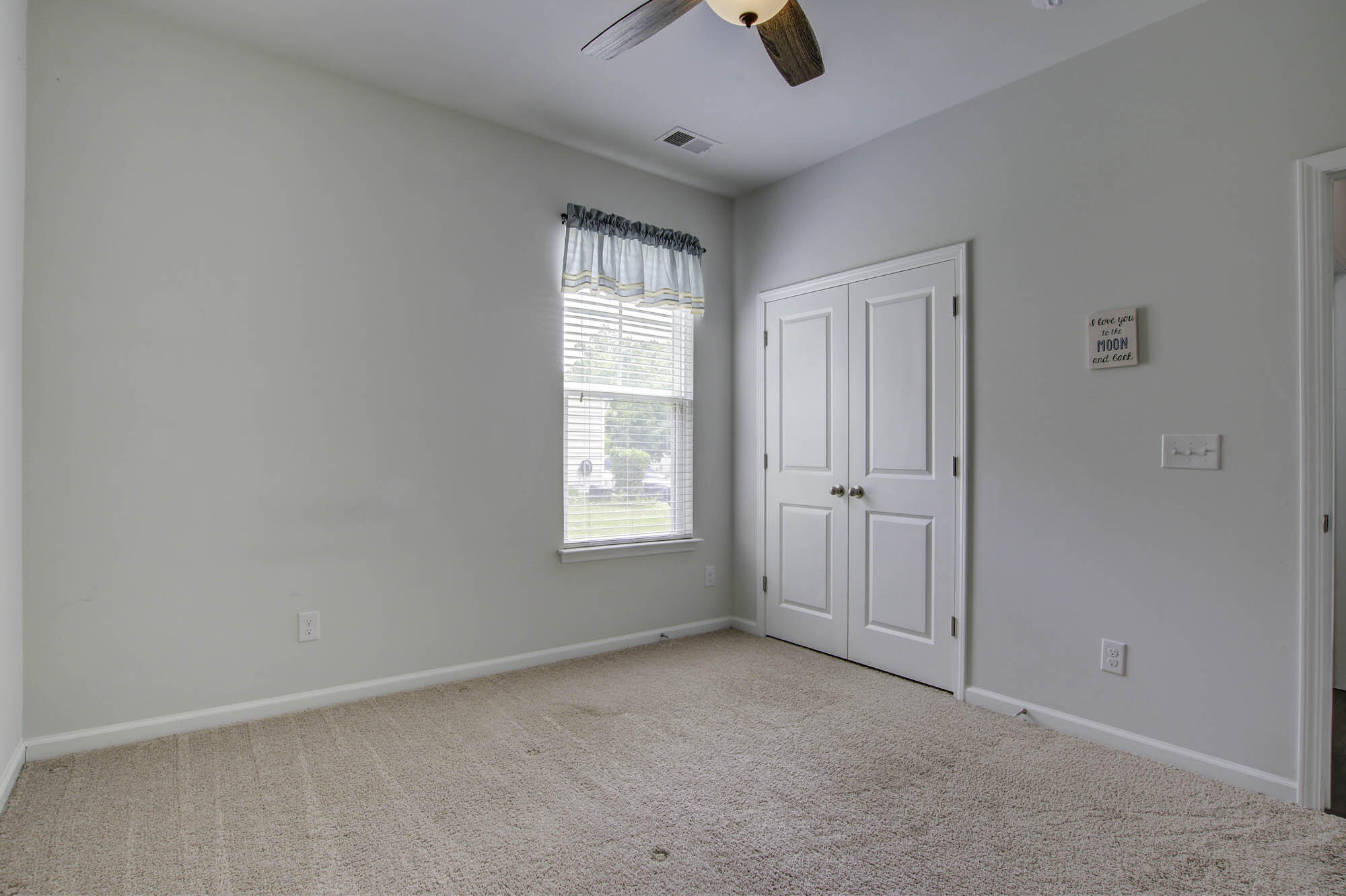162 Hickory Ridge Way Summerville, SC 29483 - Photo 27 of 34 Third bedroom