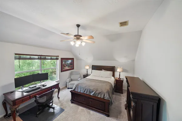 $3,500 | 158 North Whistlers Bend Circle, The Woodlands, TX 77384