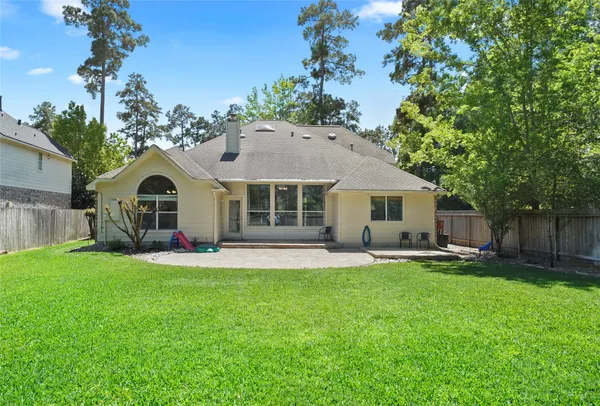 $3,500 | 158 North Whistlers Bend Circle, The Woodlands, TX 77384