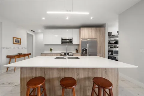 $999,000 | 545 Southwest 11th Street, Unit 208, Miami, FL 33129