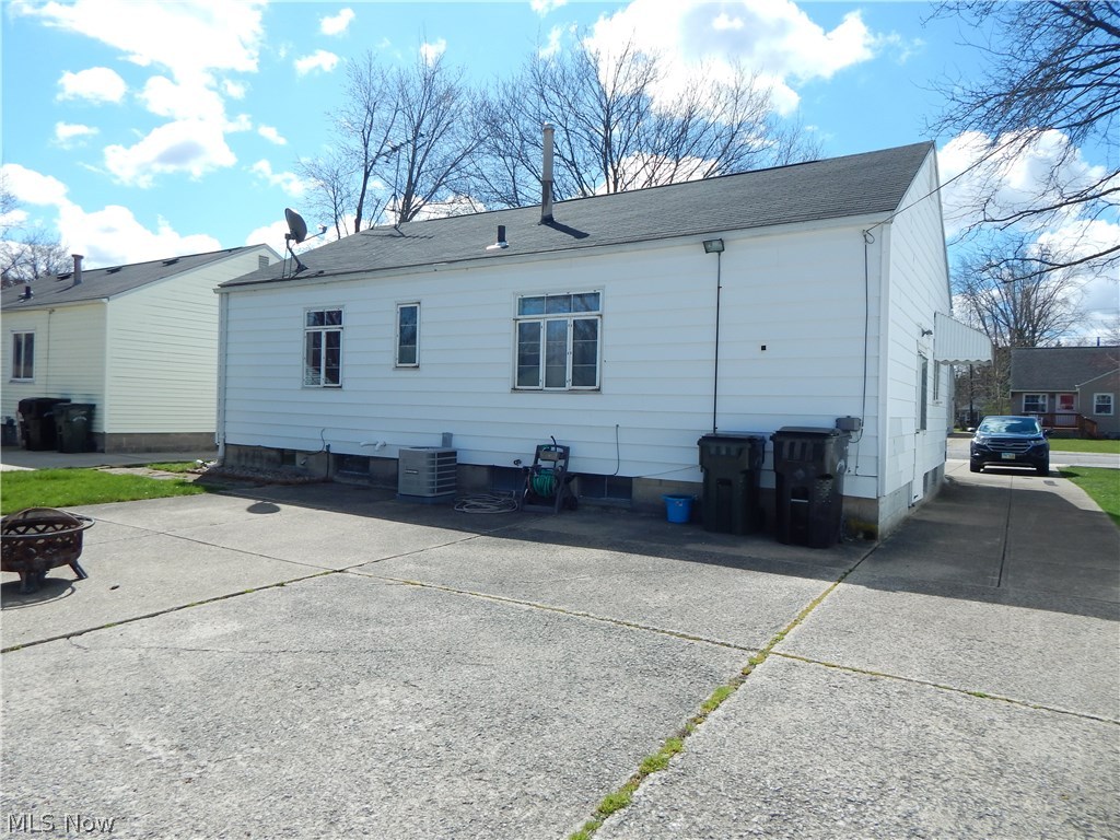 528 Metcalf Road Elyria, OH 44035 - Photo 11 of 13 Gallery Image 11