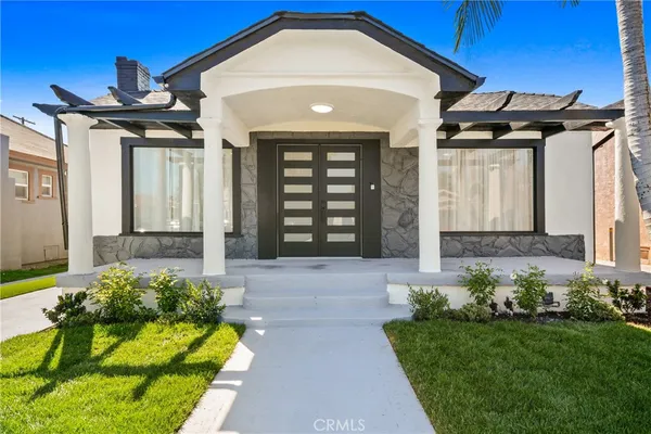 $829,900 | 5319 6th Avenue, Los Angeles, CA 90043