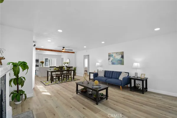 $829,900 | 5319 6th Avenue, Los Angeles, CA 90043