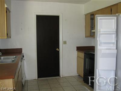 9065 Hamlin Road West Fort Myers, FL 33967 - Photo 4 of 5 a view of walk in closet