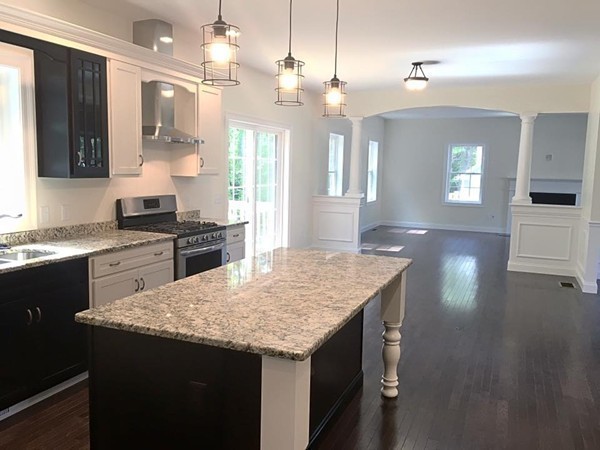89 Clement Road Dracut, MA 01826 - Photo 4 of 27