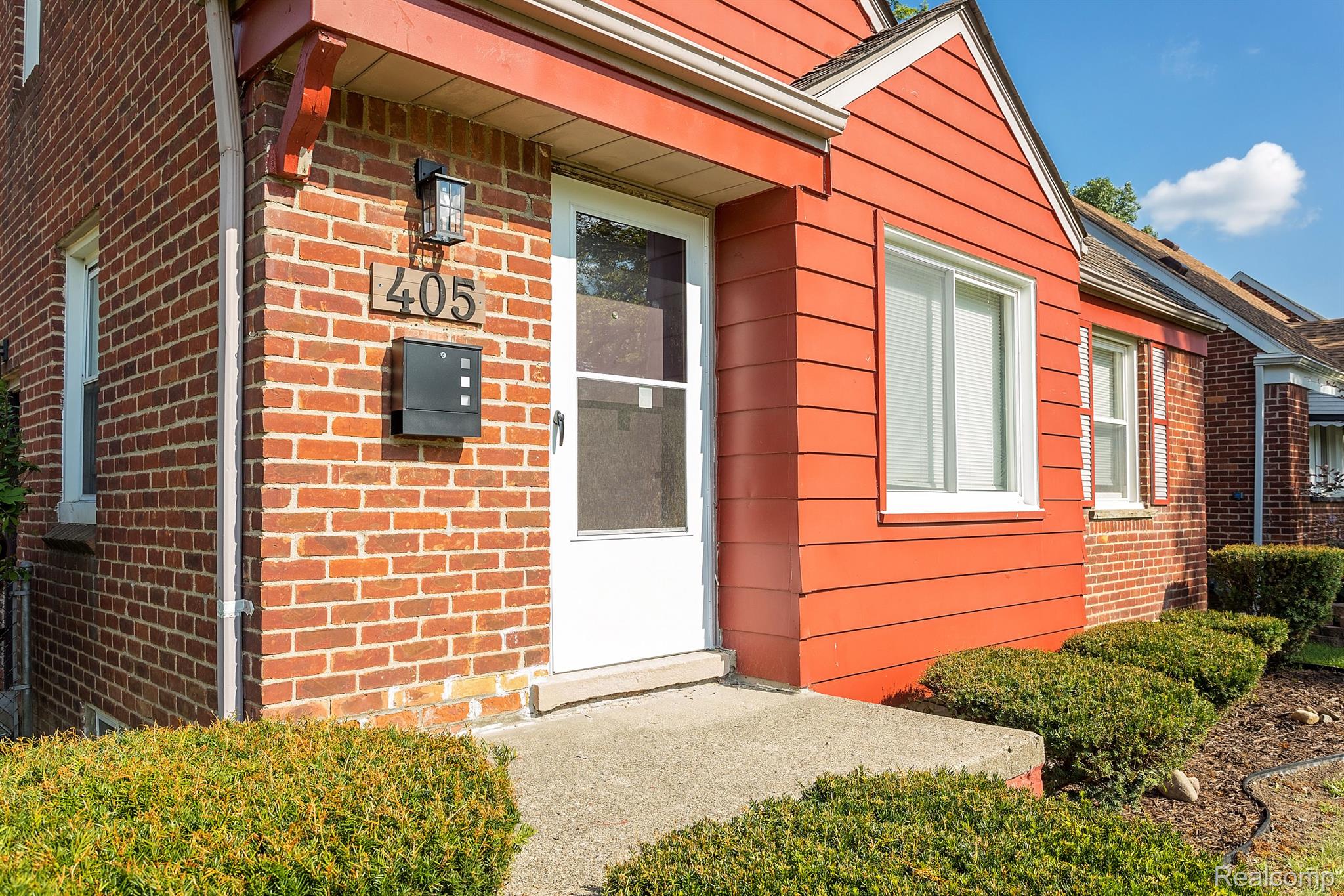 405 Biltmore Street Inkster, MI 48141 - Photo 2 of 22 Gallery Image 2