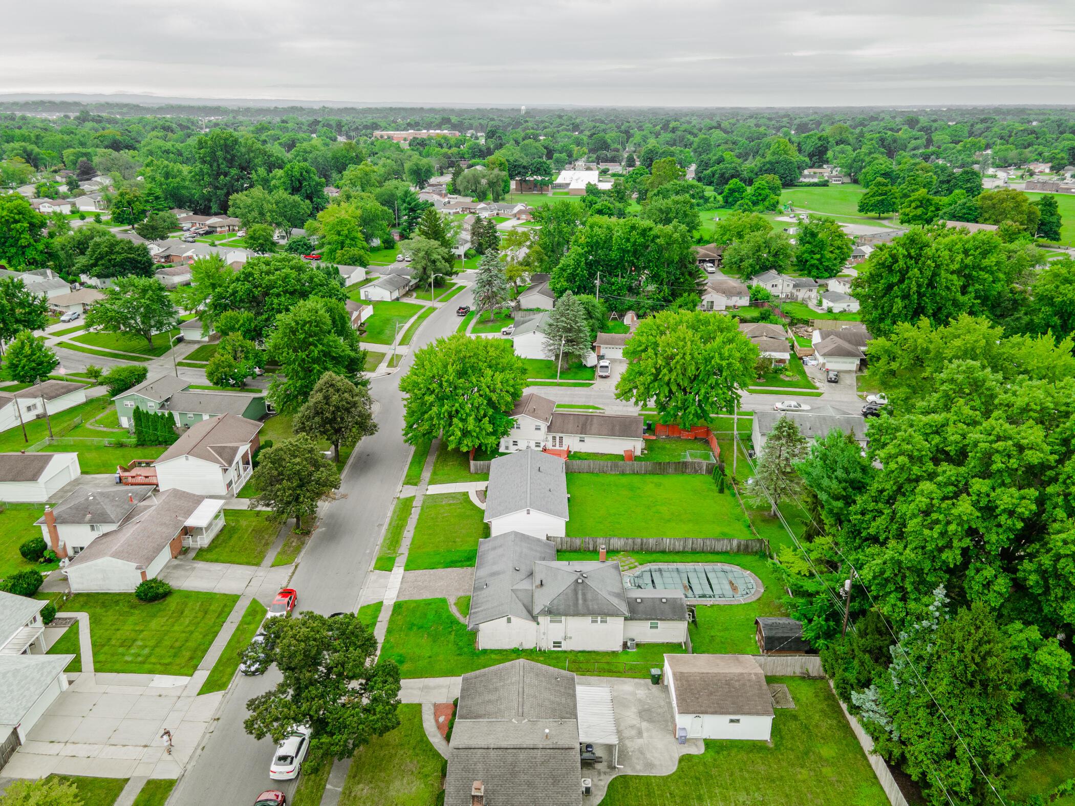 2447 Maybury Road Columbus, OH 43232 - Photo 52 of 55 2447 maybury 057