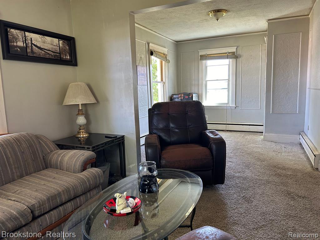 2140 South Rochester Road Rochester Hills, MI 48307 - Photo 3 of 8