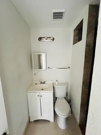 $1,400 | 901 8th Street, Unit 3, West Palm Beach, FL 33401