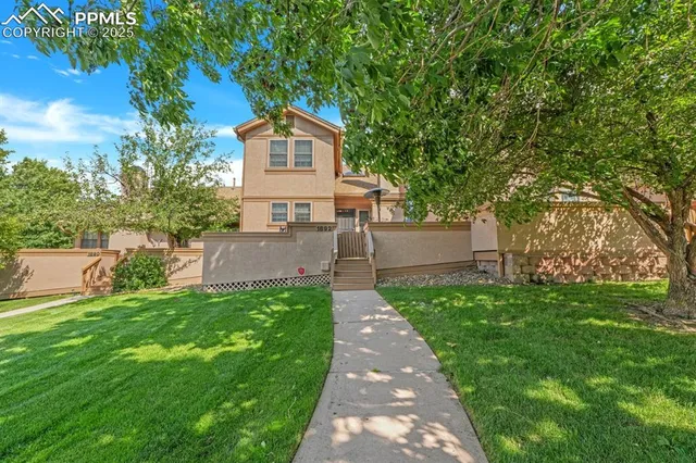 $324,900 | 1892 Brookdale Drive, Colorado Springs, CO 80918