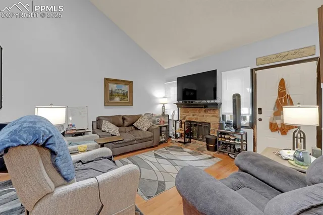 $324,900 | 1892 Brookdale Drive, Colorado Springs, CO 80918