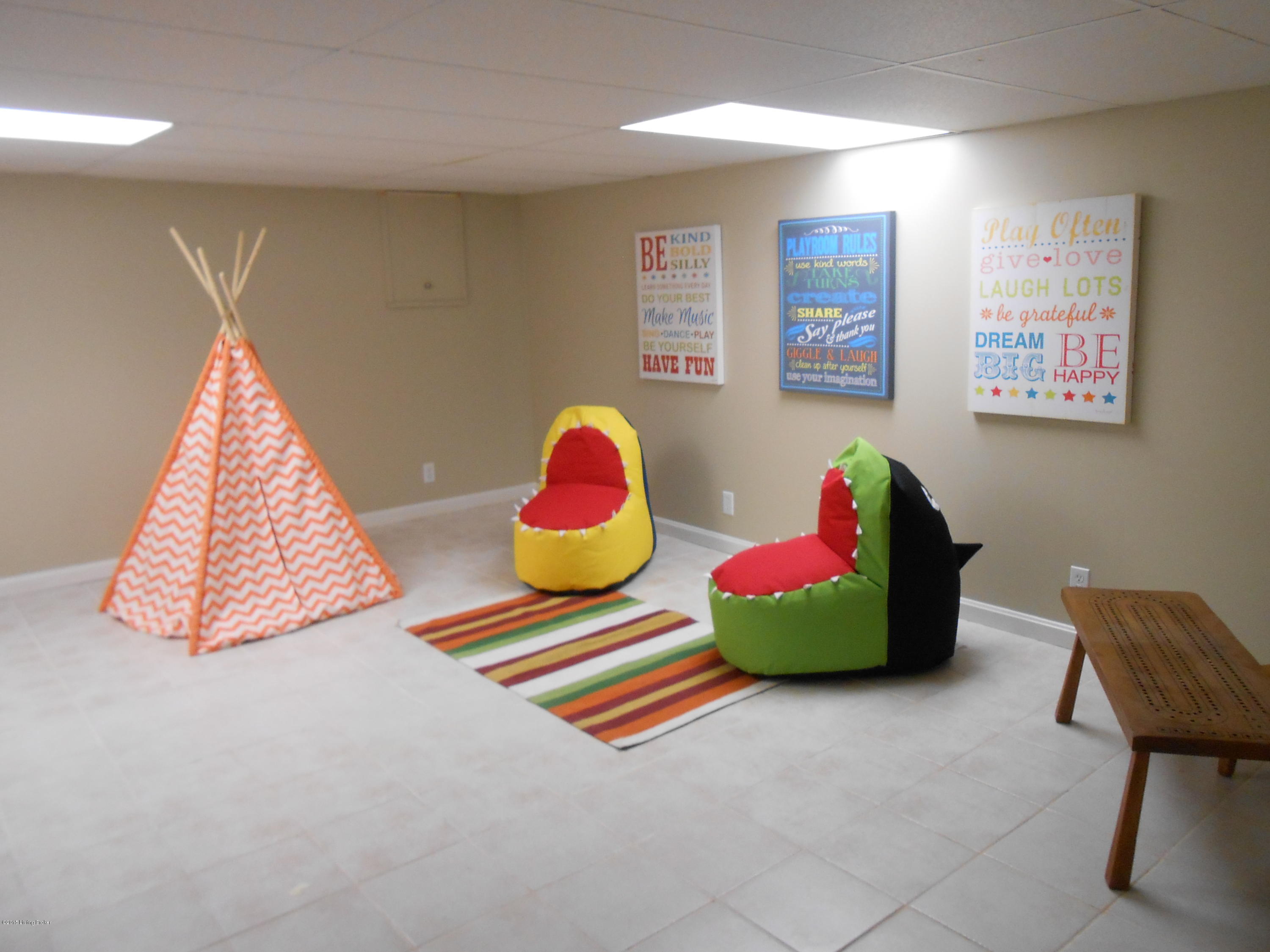3205 Beals Branch Road Louisville, KY 40206 - Photo 10 of 18 Bsmt playroom