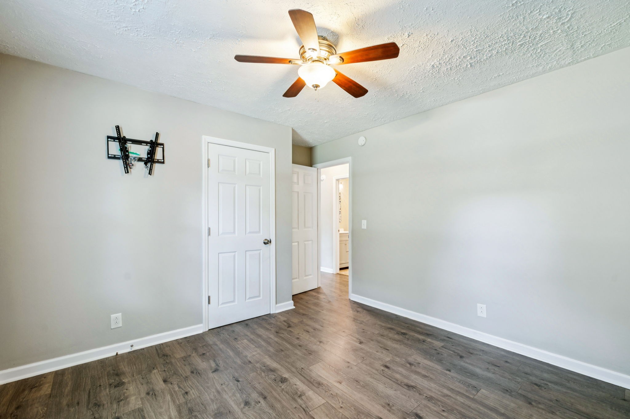8124 Cooper Drive Murfreesboro, TN 37129 - Photo 15 of 19 wooden floor in an empty room