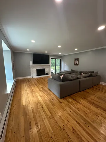 $405,000 | 536 Canal Street, Southington, CT 06479