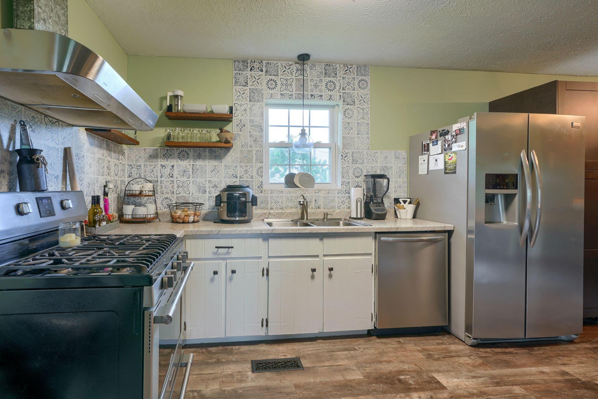 27837 Locust Grove Road McArthur, OH 45651 - Photo 21 of 73 33. Kitchen (1)