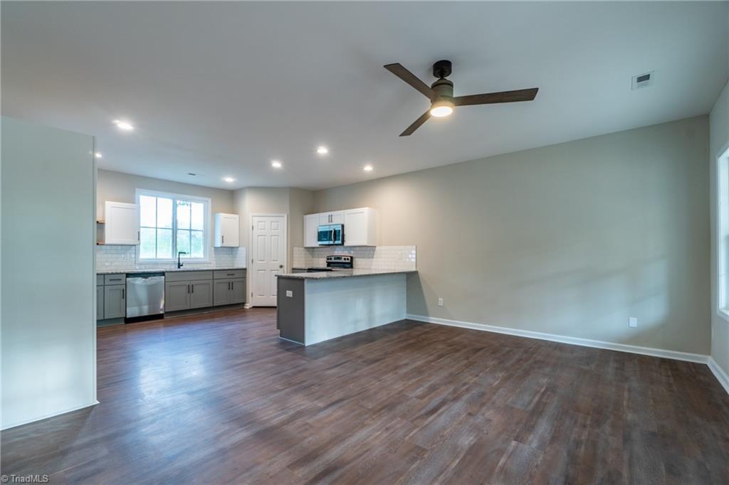 307 4th Street High Point, NC 27260 - Photo 4 of 22 Gallery Image 4