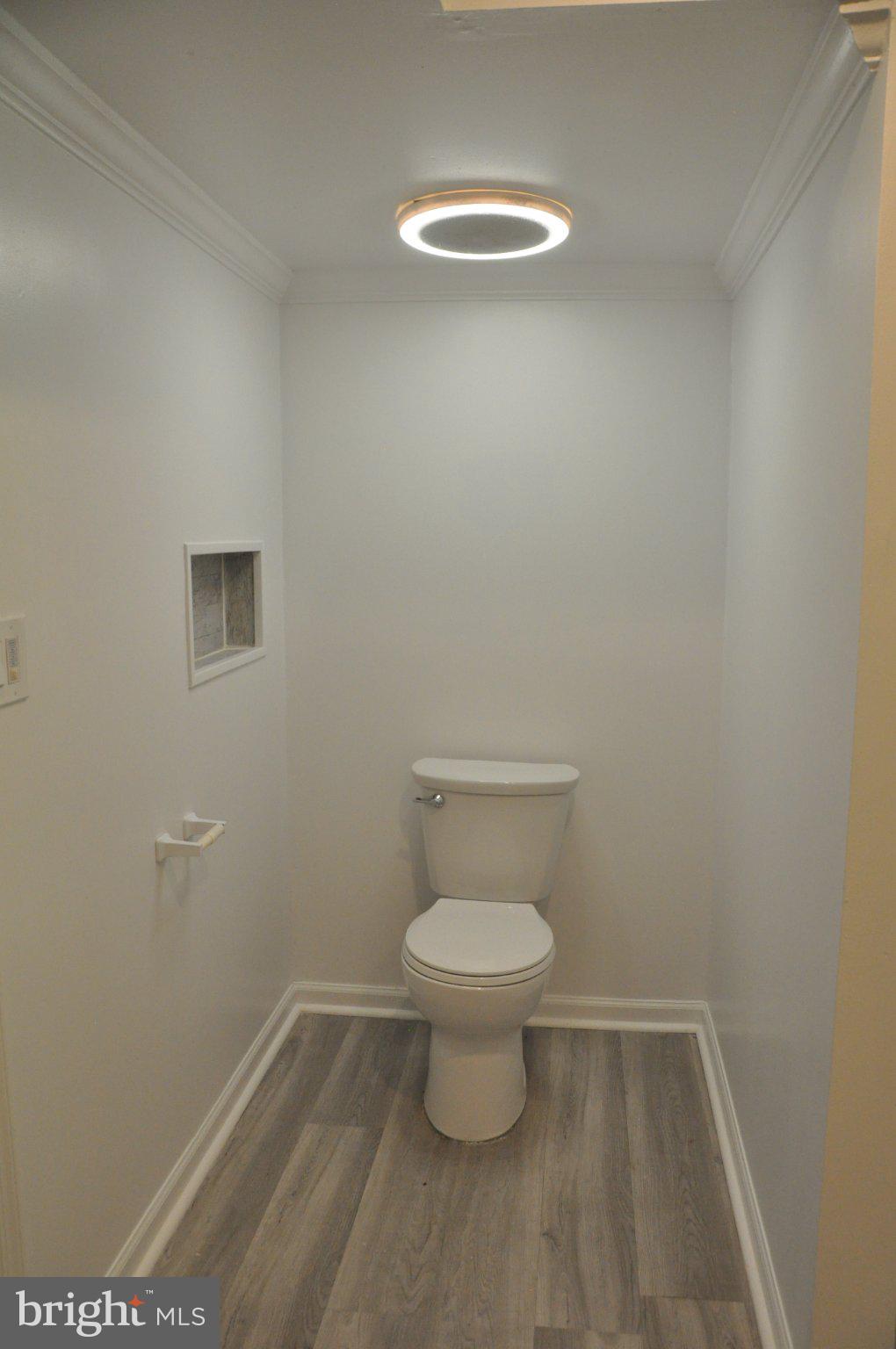 28 Henry Way Linden, VA 22642 - Photo 27 of 39 a bathroom with a toilet