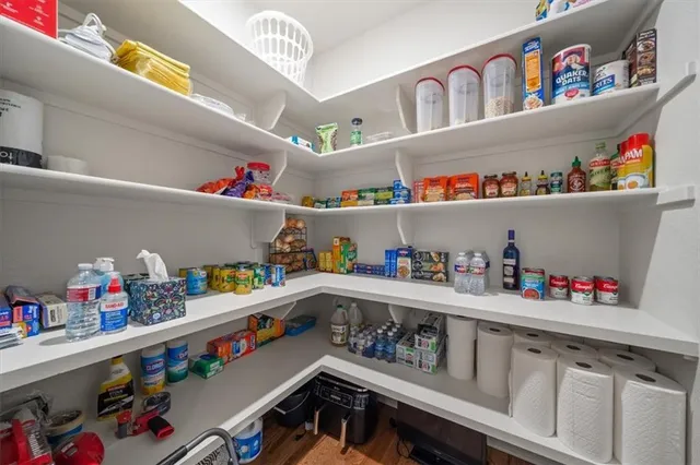 $799,000 | 8808 North Clarion Avenue, Kansas City, MO 64153