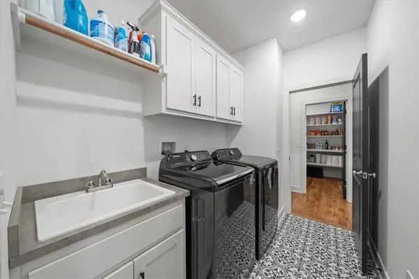 $749,924 | 8808 North Clarion Avenue, Kansas City, MO 64153