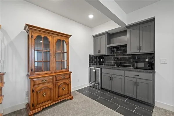 $749,924 | 8808 North Clarion Avenue, Kansas City, MO 64153