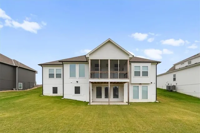 $799,000 | 8808 North Clarion Avenue, Kansas City, MO 64153