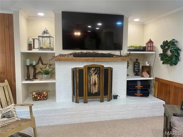 $230,000 | 201 South Clayton Street, Charleston, MO 63834