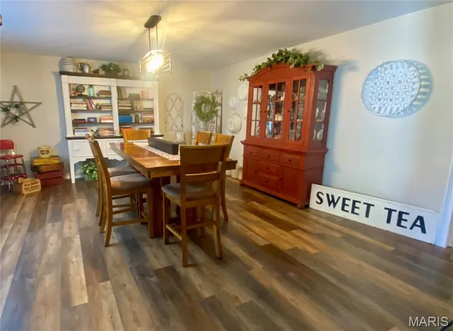 $230,000 | 201 South Clayton Street, Charleston, MO 63834