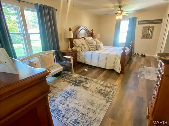 $230,000 | 201 South Clayton Street, Charleston, MO 63834