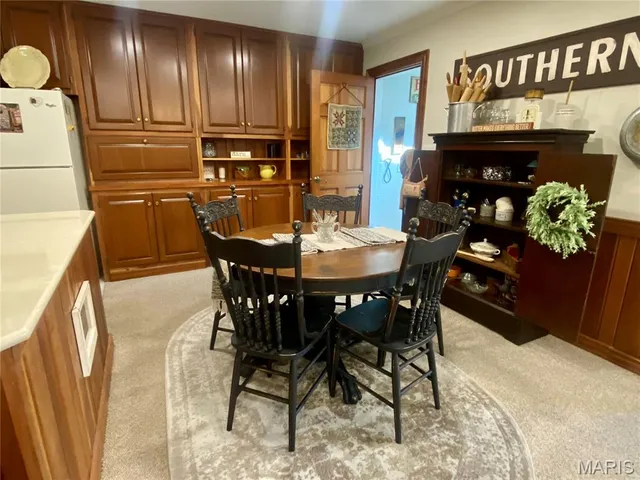 $230,000 | 201 South Clayton Street, Charleston, MO 63834