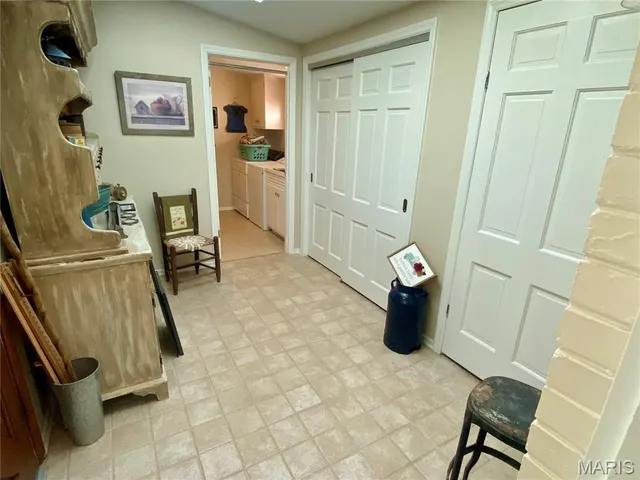 $230,000 | 201 South Clayton Street, Charleston, MO 63834