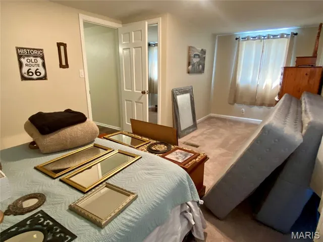 $230,000 | 201 South Clayton Street, Charleston, MO 63834