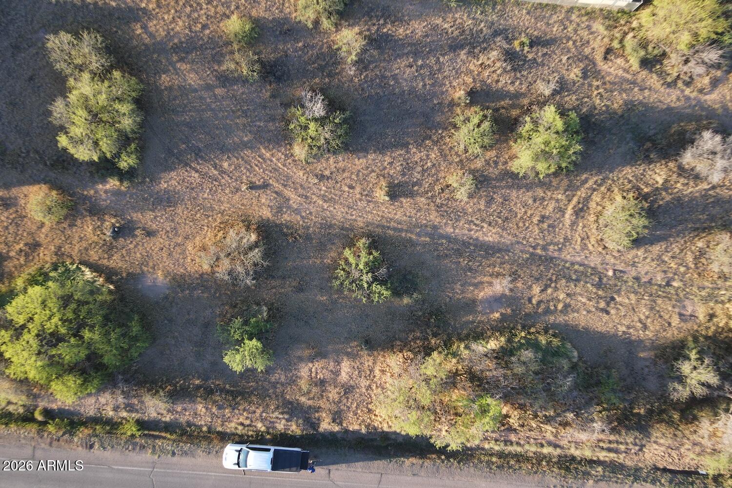 4690 East Beaver Creek Road, Unit 47 Rimrock, AZ 86335 - Photo 16 of 29 a vase of flowers sitting on a table