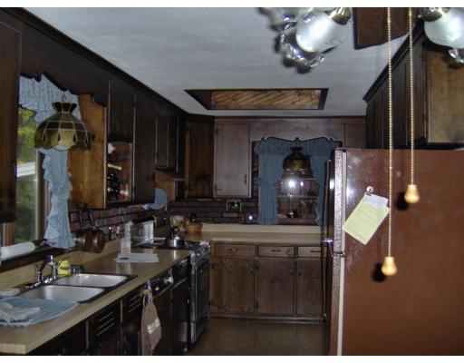 45 Timothy Circle Springfield, MA 01119 - Photo 8 of 11
