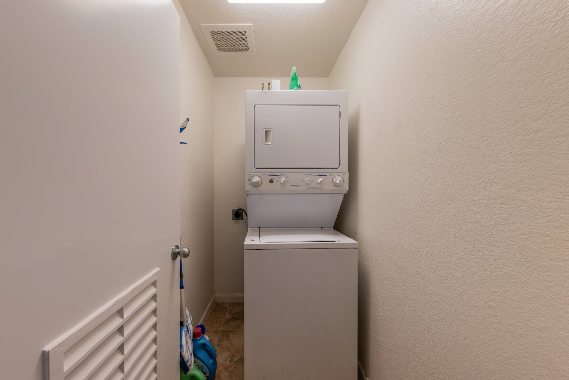2824 Rio Grande Street, Unit 101 Austin, TX 78705 - Photo 7 of 10 a utility room with dryer and washer