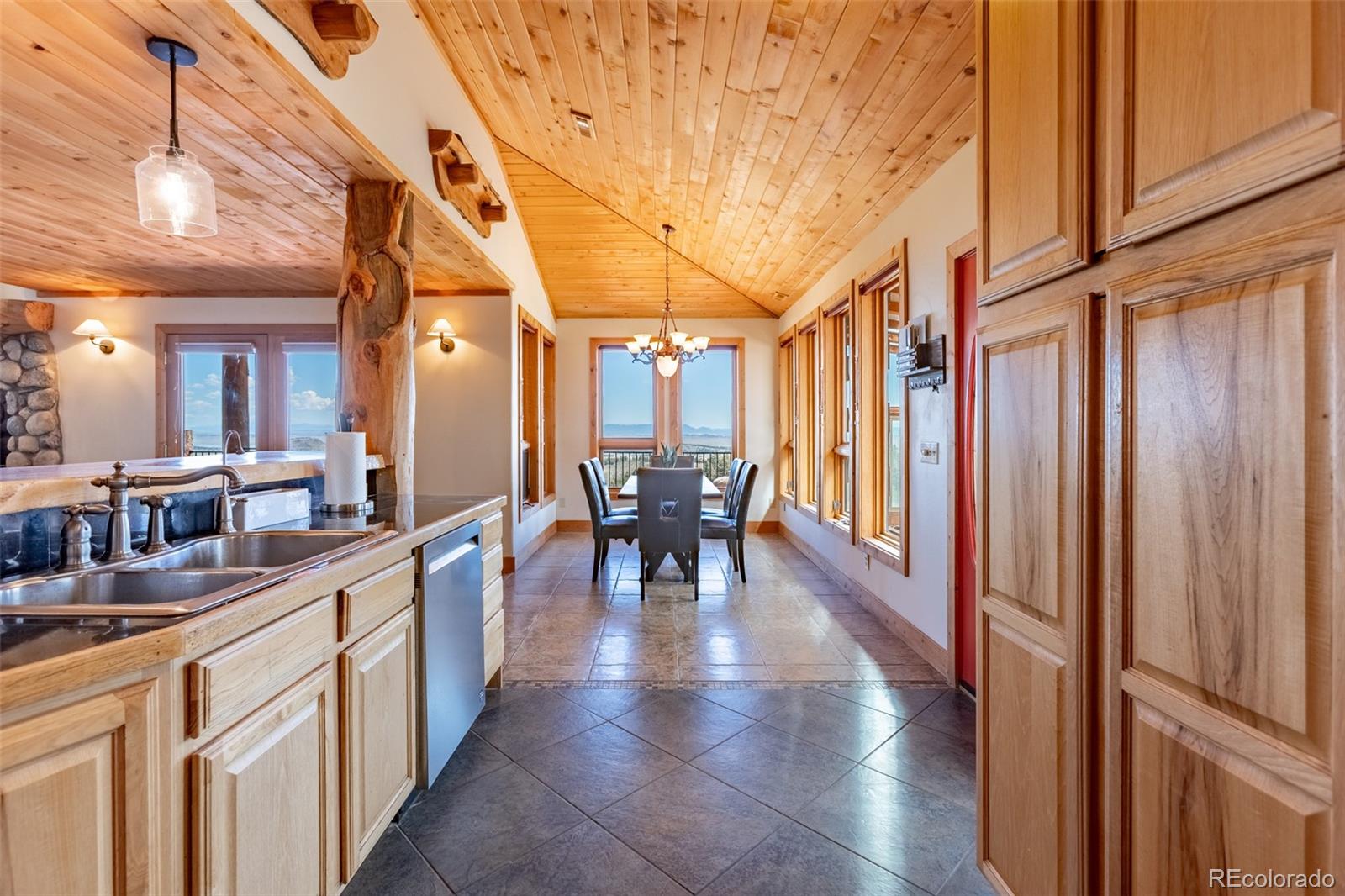 1563 Pitchfork Road Hartsel, CO 80449 - Photo 8 of 45 a lobby with furniture and a table