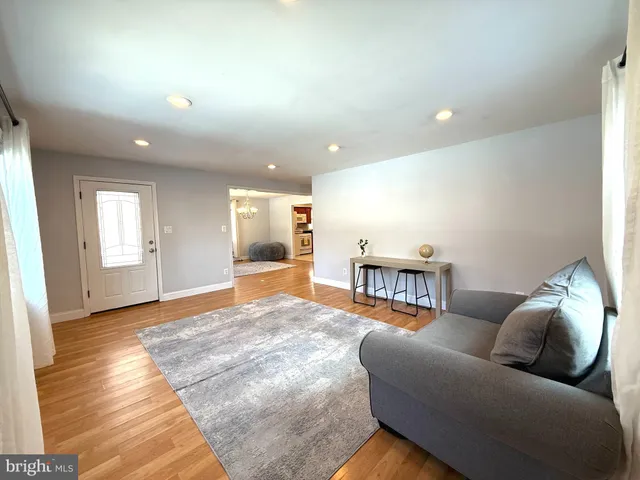 $7,000 | 701 North Vermont Street, Arlington, VA 22203