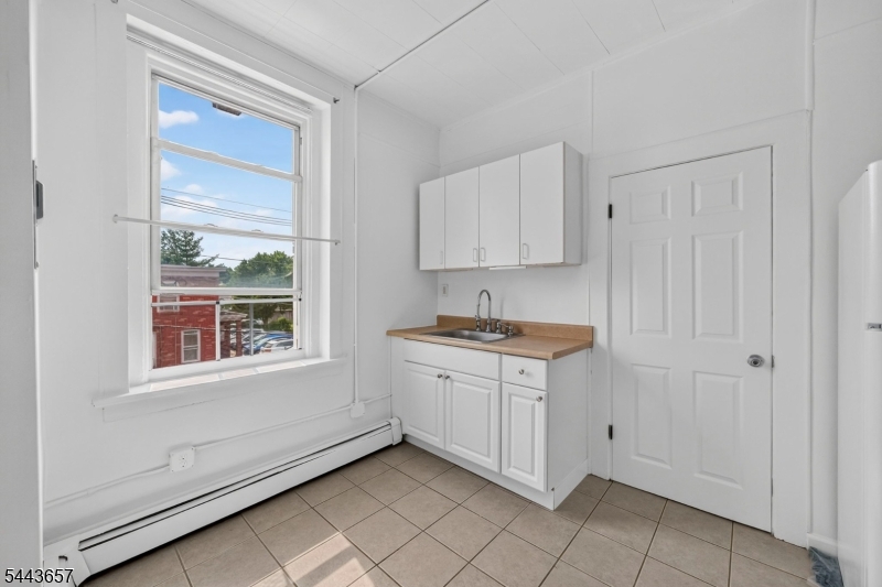 56 West Somerset Street, Unit 1 Raritan, NJ 08869 - Photo 11 of 22