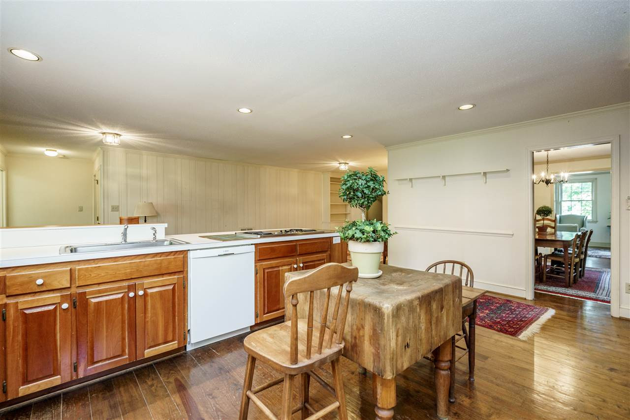 2651 St Marys Street Raleigh, NC 27609 - Photo 11 of 28 Photo 11