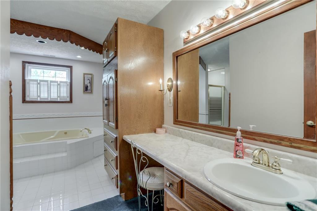 2299 East Country Club Road Martinsville, IN 46151 - Photo 17 of 28 Gallery Image 17