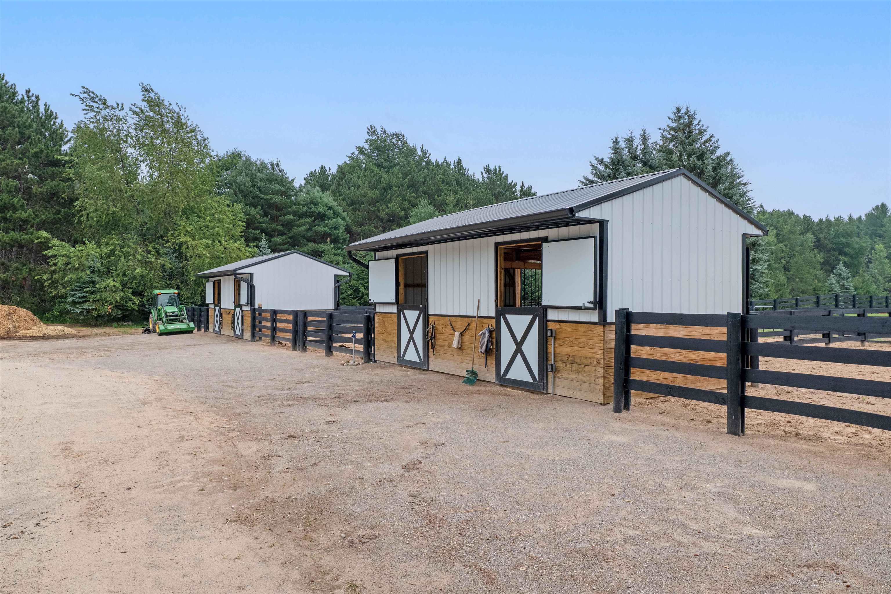 7692 Crisp Road Williamsburg, MI 49690 - Photo 36 of 37 Gallery Image 36